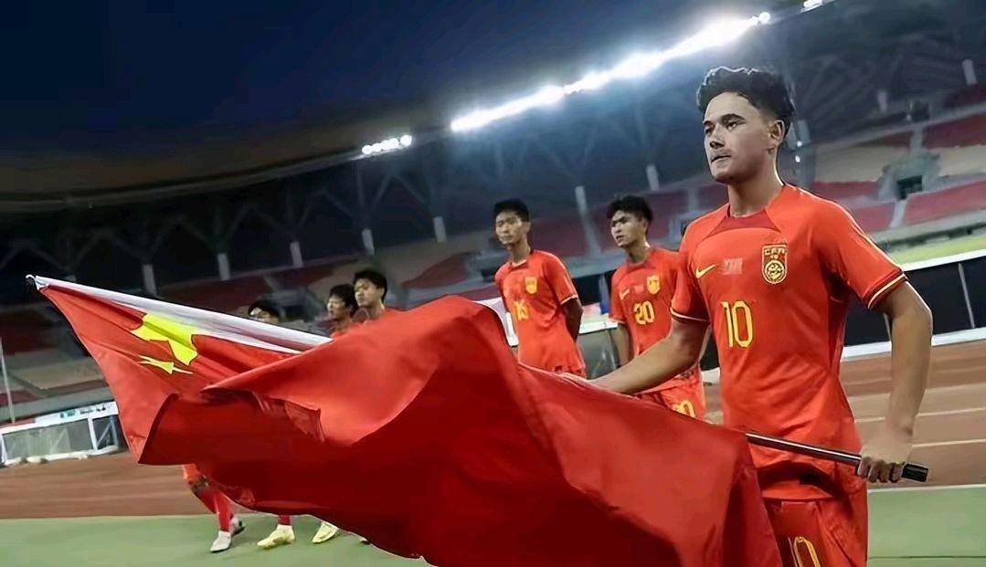 包含亚洲大陆选手备战国际高水平赛事的词条