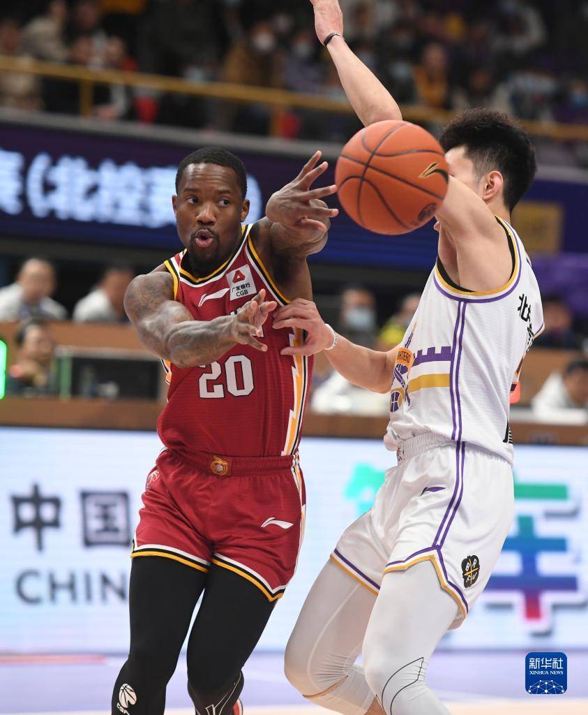 北控男篮积极备战，力求逆风翻盘的简单介绍