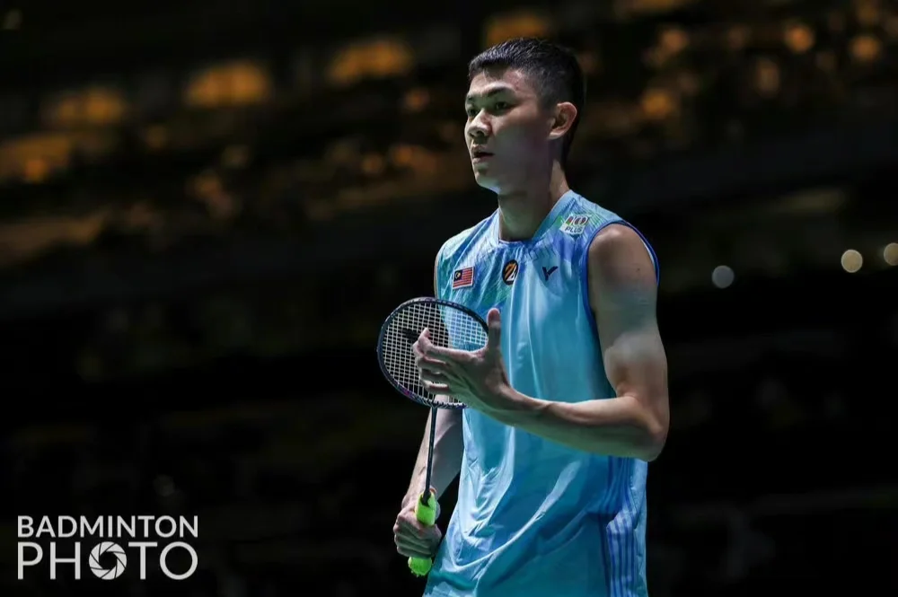 包含DFM险胜TL，Zeus拿下关键大龙焦点之战淘汰赛，锁定晋级资格的词条