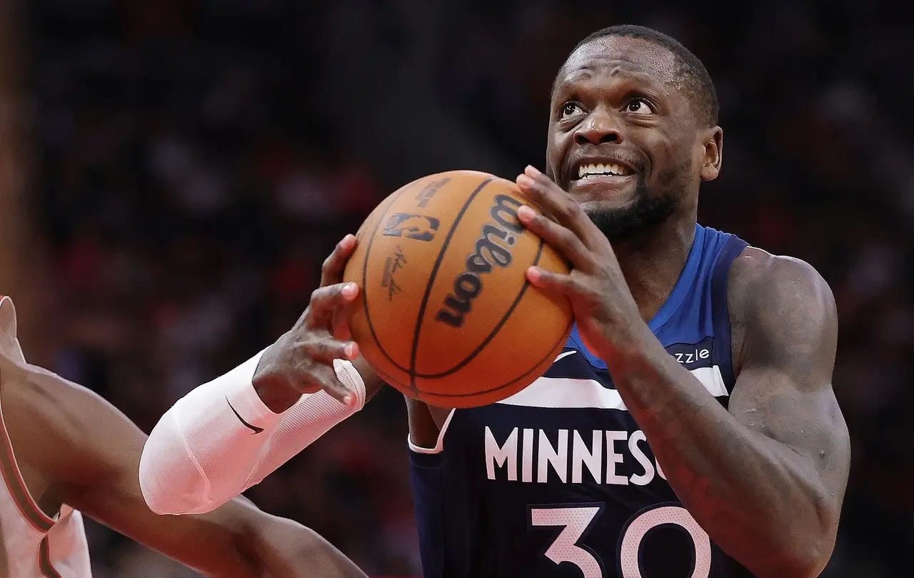 森林狼队主教练宣布离任