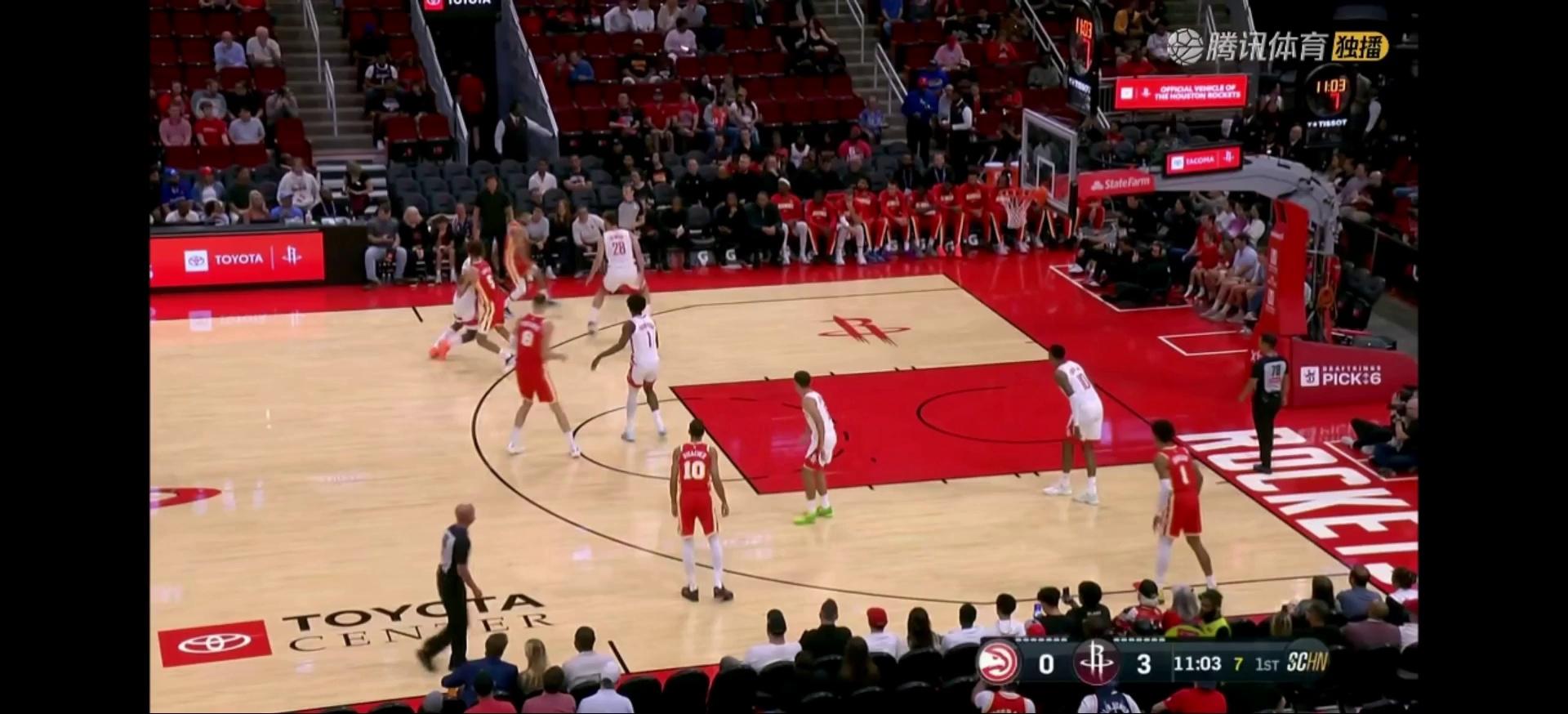 老鹰队连续两场大胜