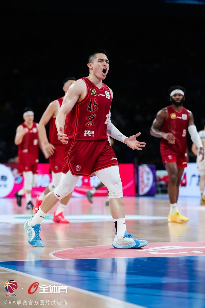 北京队在一场激烈的对决中获得了胜利 北京队在一场激烈的对决中获得了胜利