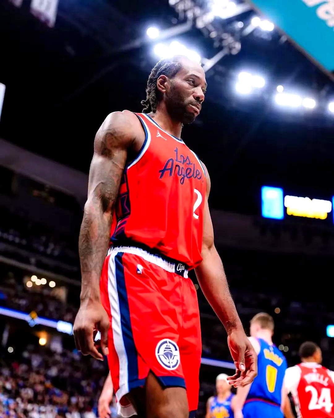 莱昂纳德再砍30分领先全队，猛龙击败魔术继续遥遥领先