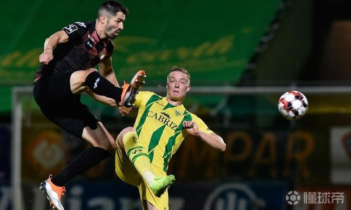 葡萄牙队绝杀英格兰队,波尔刷新纪录 葡萄牙队绝杀英格兰队,波尔刷新纪录