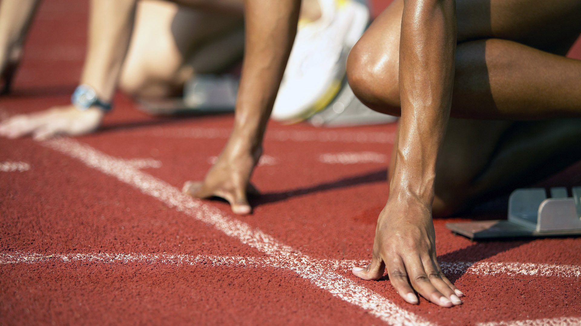 五十八天的唯一性，从法网决赛到戴维斯杯逆转，阿尔卡拉斯如何完成史诗级心理与技术双重刷新